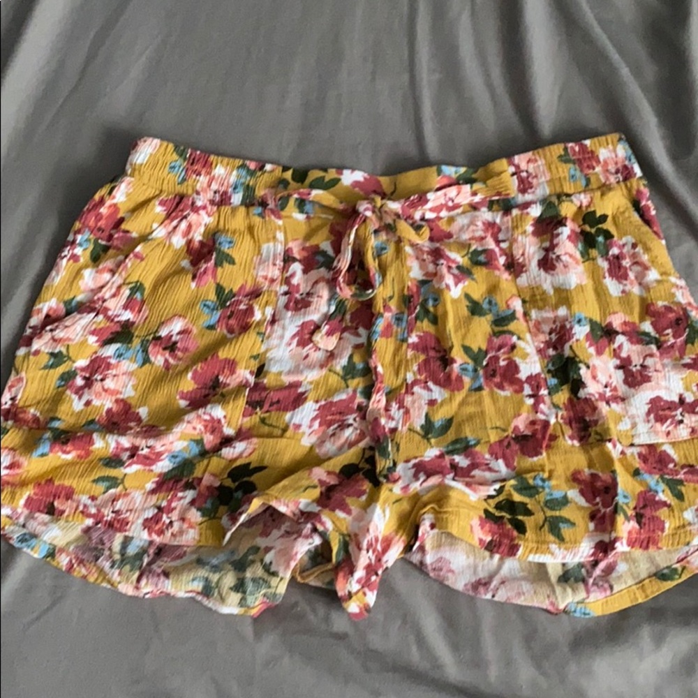 Flowy shorts